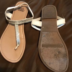 Faded Glory Cute cute cute flat sandals